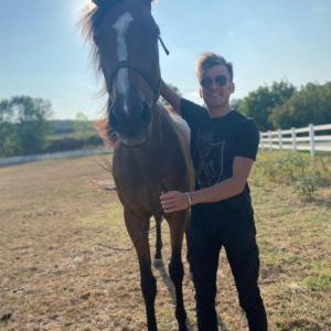 Ben mustafa 23 yaşındayım kalacak ev arıyorum (#1)